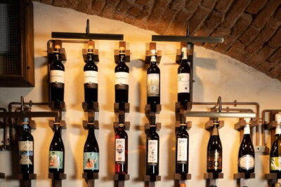 1-Hour Guided Tuscan Wine Tasting in Florence - The 3+1 wine flight: organic, biodynamic, and natural