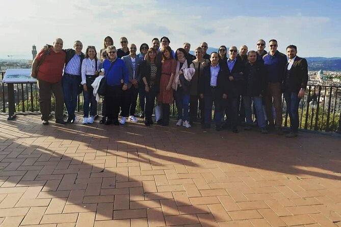 2-Hour Private Walking Tour with Local Guides in Florence - Piazza Santo Spirito and Ponte Santa Trinita: local life plus a Michelangelo photo moment