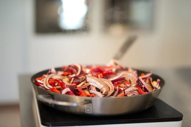 4-Courses Cooking Experience in Florence - Course Flow: Antipasti, Homemade Pasta, Meat with Vegetables, Dessert