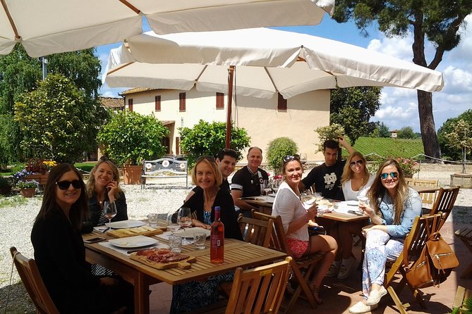 4 Wines Tasting with 2 Tuscan Cheeses & Tour at the winery - Key highlights to know before you go