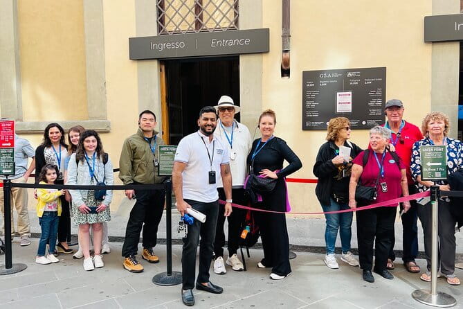 Academia Gallery Live Guided Tour & Skip-the-Line Entrance - Skip-the-Line priority: what it really buys you