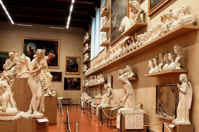 Accademia & Uffizi: Entry tickets & self-guided visit app - Timed Tickets for Two Florence Icons (Accademia + Uffizi)