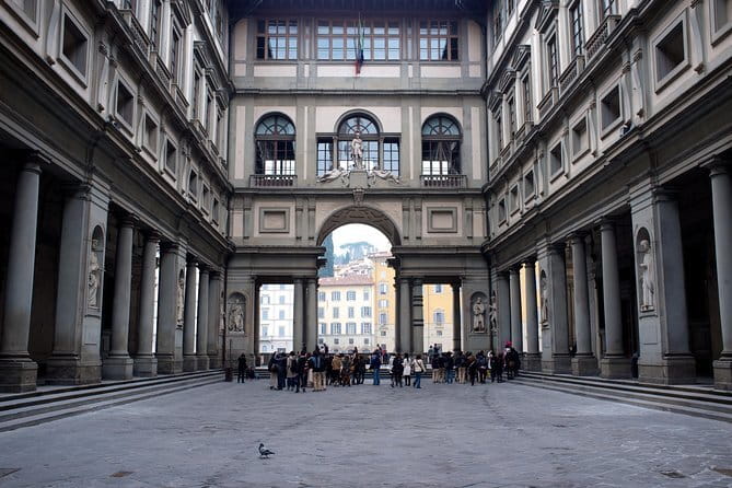Accademia & Uffizi: Entry tickets & self-guided visit app - Group Size and Self-Guided Flow: Calm Start, Independent Pace