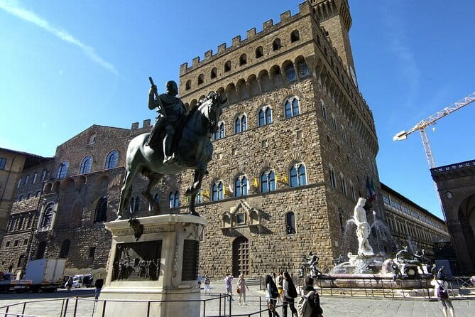 Art, Medicis and Renaissance. Explore Florence with Vincenzo - Art, Medicis and Renaissance: what this short Florence walk really does