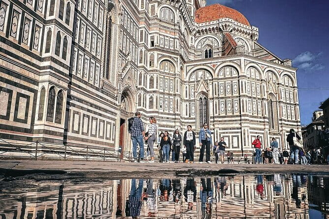 Art, Medicis and Renaissance. Explore Florence with Vincenzo - Santa Maria Novella: a piazza with a Roman-style race past