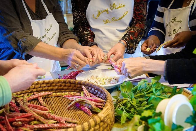 Authentic Culinary Experience in a Tuscan Family Estate - Your First Course: Learning to Taste and Build Flavor