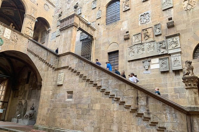Bargello private tour with a 5-star tour guide - Key points to know before you go