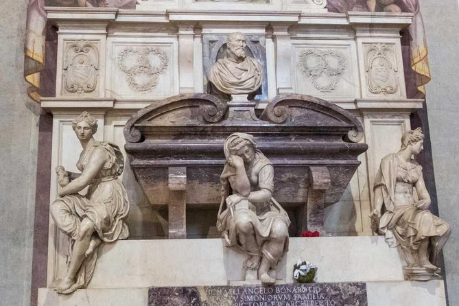 Basilica Santa Croce: Walking Among the Masters of Florence - Inside the basilica: Giotto, Gaddi, Donatello, and the tombs people travel for