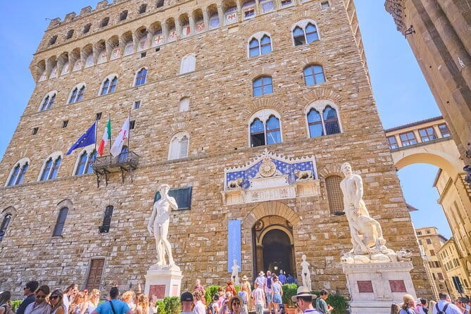 Best of Florence walking tour - monolingual small group tour - The Duomo complex ending: where you finish your walk