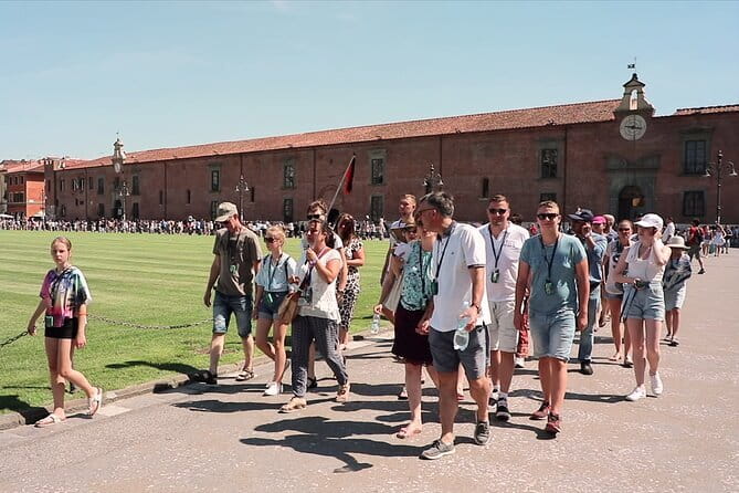 Best of Pisa, Lucca, Volterra: Small Group Tour from Florence - Getting on the mini coach: meeting point, start time, and comfort