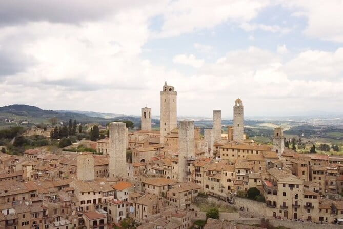 Bike Tour of Florence in Small Group - Bikes, e-assist, and the safety routine that pays off