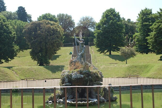 Boboli & Bardini Gardens: The Green Heart of Florence - Giardino Bardini: an outdoor museum with a Florence skyline payoff