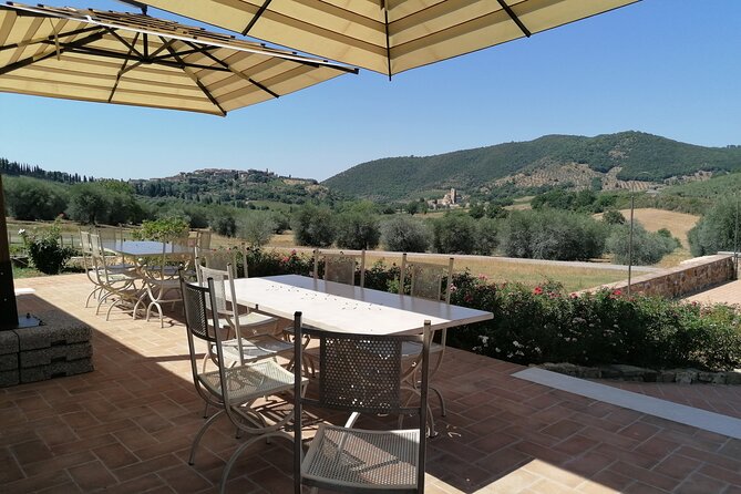 Brunello E-Bike Tour - Passing Castelnuovo dell’Abate: A Hilltop Village Moment Without the Rush