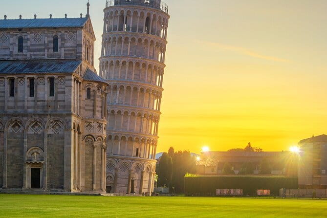Chianti Best + Pisa, Wine and Wildlife walk, Siena, San Gimignano from Florence - San Gimignano’s Towers and Vernaccia: 50 Minutes That Can Still Feel Full