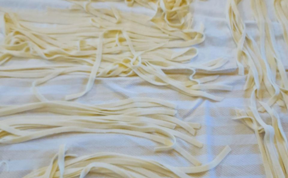 Chianti: Homemade Pasta Making Class and Lunch - Chianti wine from the family vineyard: how it fits the meal