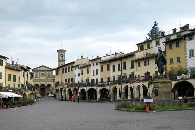 Chianti Wine Tastings Day Trip at Sunset from Florence - Getting from Florence to Chianti: the scenic part starts fast