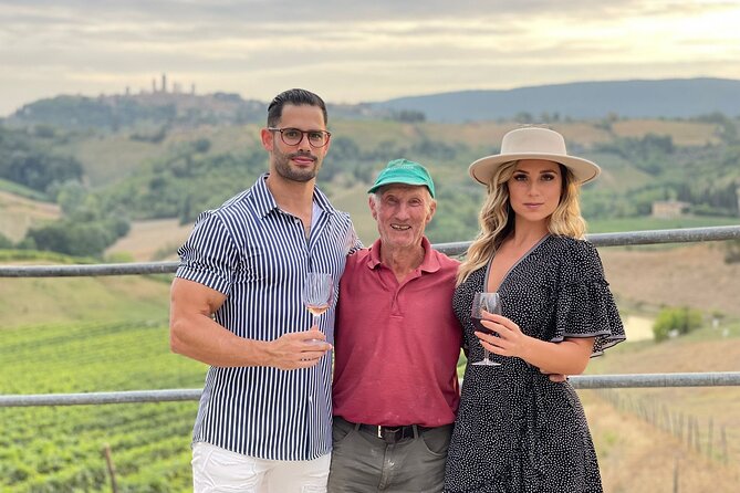 Chianti Wine Tour in Tuscany from Florence - San Gimignano Town Time: Towers, Piazza Scenes, and Gelato Break