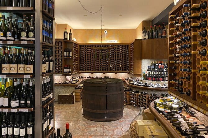 Chianti Wine Tour with Tastings Semi-Private Experience - Stop 2: Greve in Chianti—A Second Tasting With a Familiar Town Rhythm