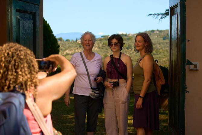Chianti Wine Tour with Tastings Semi-Private Experience - Your Expert Guide: What You Get Beyond the Swirl-and-Spit