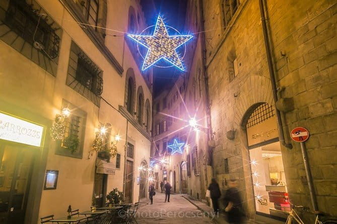 Christmas Lights Private Photo Tour in Florence - Why Florence’s Christmas lights make this tour an easy win