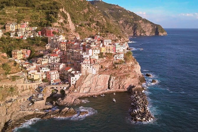 Cinque Terre Day Trip from Florence: Guided Round-Trip Bus - The morning in Florence: getting on the coach without stress