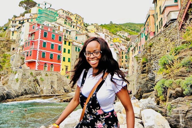 Cinque Terre Day Trips From Florence Sunshine and Discovery - Manarola: one hour to get the classic clifftop angles