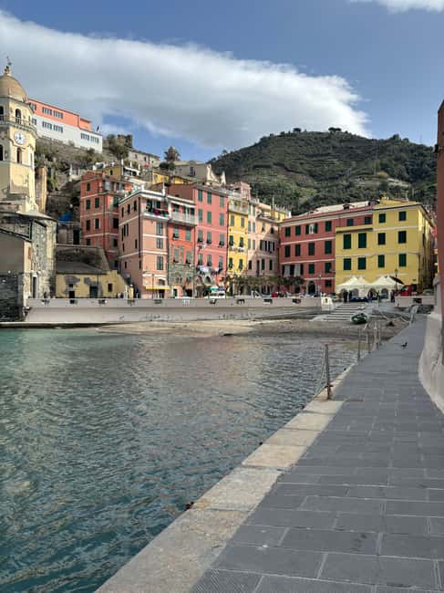 Cinque Terre: Full-Day Private Tour from Florence - Boat ride to Vernazza: what you’ll love and what to plan for