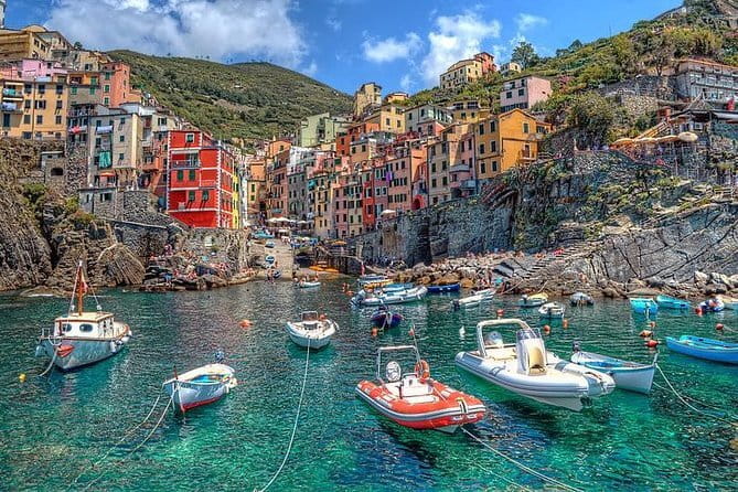Cinque Terre Private with the leaning tower Pisa from Florence - A 7:00 am start that’s actually worth it