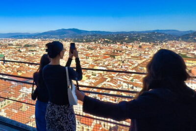 Climb the Dome, Own the View: Duomo Complex Tour Pass - Meeting at Lindt Duomo and handling the on-site realities