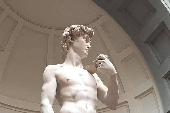 Combo Privado : Accademia, paseo por la ciudad y Galeria Uffizi - Guides you’ll want to listen to: named for a reason