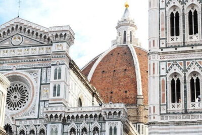 Complete Florence Full Day Guided Tour Uffizi David & walk Pickup - Ponte Vecchio: a timed break with history that explains the shops