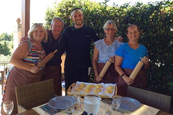 Cooking class and home made pasta in Florence with LA VIVANDIERA! - Shaping the Classics: Tagliatelle, Gnocchi, and Ravioli