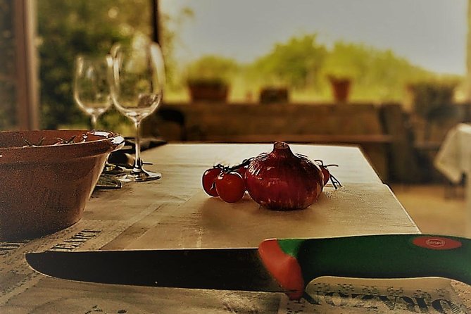 Cooking Class in a Real Tuscan Farmhouse - Your instructors: Giorgia and Gioia, the recipe team that makes it feel personal