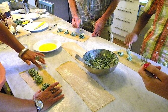 Cooking Class in Tuscany - Lunch like a Tuscan family meal: wine, coffee, and what to pay attention to