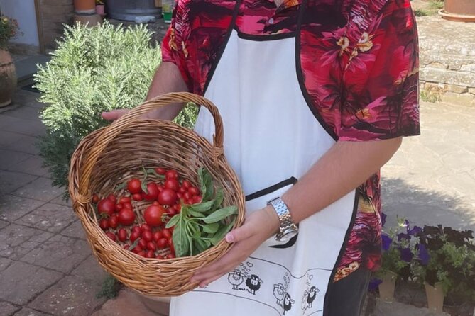 Cooking Class in Tuscany - Who should book this cooking class (and who might not)