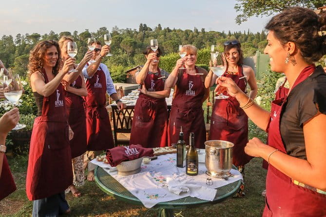 Cooking, Dinner & Live Opera in the countryside - Hands-on pasta night: old traditions with Lulu’s grandmother recipes