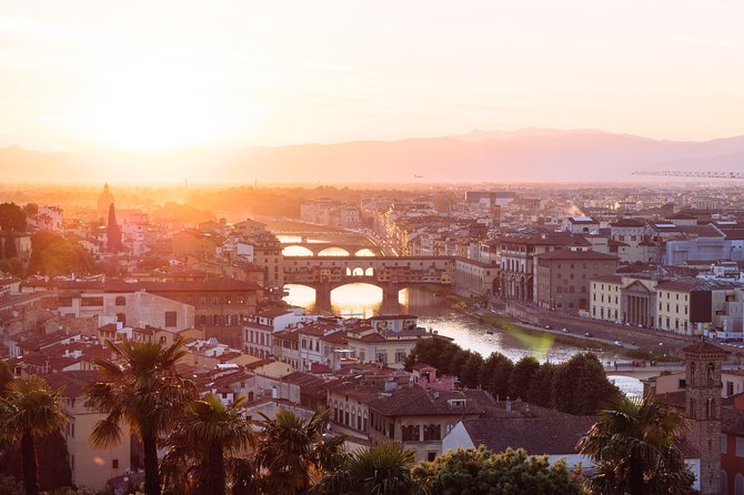Dan Brown’s INFERNO Walk with a Local - The royal palace story and the Boboli Gardens finale