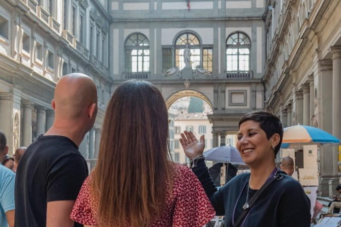 David and the highlights of Florence. - Gallerie degli Uffizi: learning why the building matters (outside)