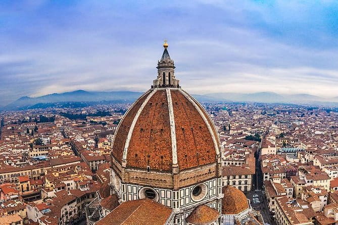Discover Florence: Uffizi and Accademia Gallery small-group tour - Piazza della Signoria and the Political Heart of Florence
