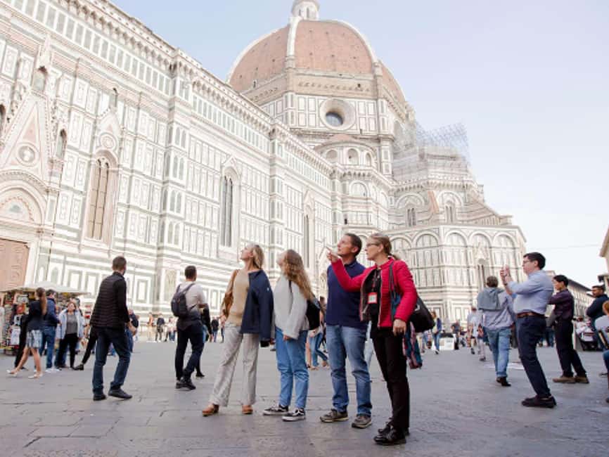 Discover Florence Walking Tour: Guided Tour - Piazza Pitti and the Medici’s later, more relaxed side