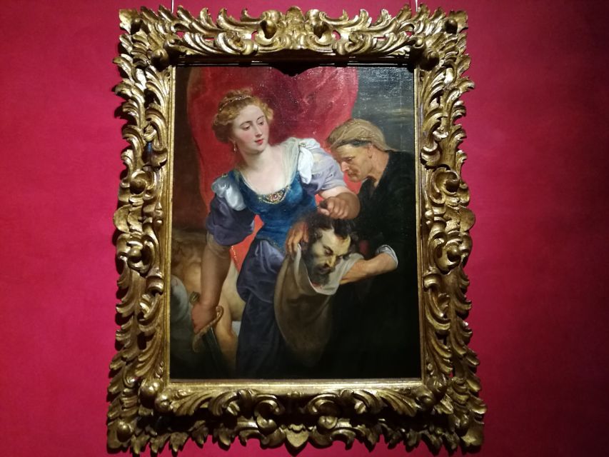 Discover Uffizi and Palazzo Vecchio: Half Day Guided Tour - Small-group guiding: monolingual clarity and managing the crowd