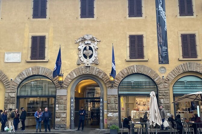 Duomo Climb and Baptistry Museum Crypt Cathedral Entrance Tickets - Stop 1: Cathedral of Santa Maria del Fiore, dome climb, and the crypt below