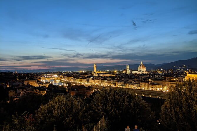 Electric Bike Night Tour of Florence with amazing view from Michelangelo Square - The ride up to Piazzale Michelangelo: why it’s the heart of the tour