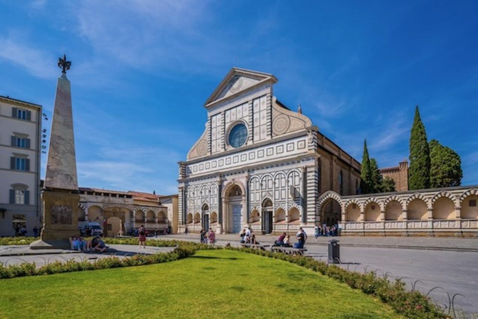 Essential Florence Walking Tour to discover its history - Renaissance Palaces: Ruccellai and Strozzi