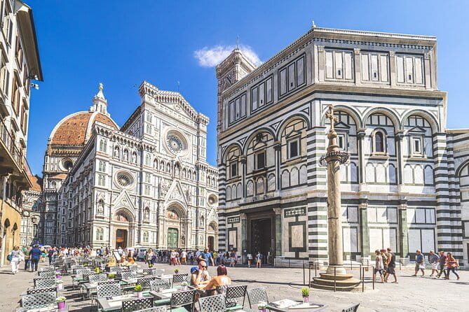 Essential Florence Walking Tour with an Expert Local Guide - Meeting at Piazza della Repubblica, Ending Near Piazza della Signoria