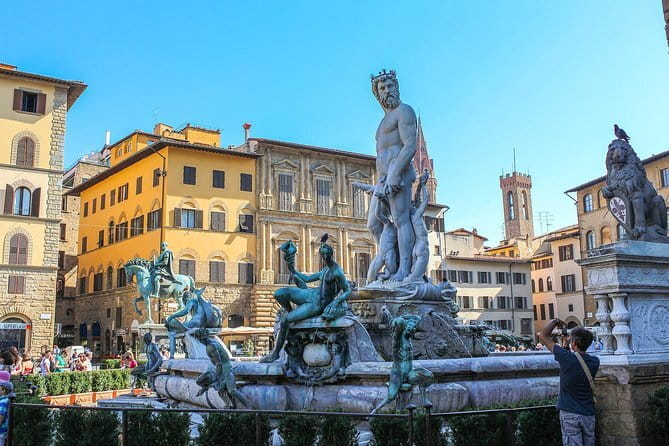Exclusive Cinque Terre Day Trip from Florence - Back to La Spezia and the possible extra sea boat ride