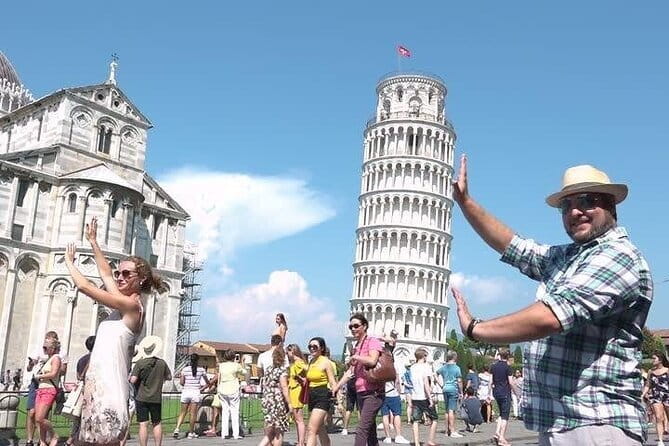 Exclusive Pisa Tour from Florence: With Skip-the-Line Access - Tuscany Drive-In and First Views at Porta Santa Maria