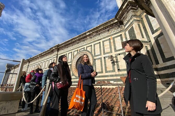 Exclusive Pisa Tour from Florence: With Skip-the-Line Access - Piazza dei Cavalieri and the Dante Connection