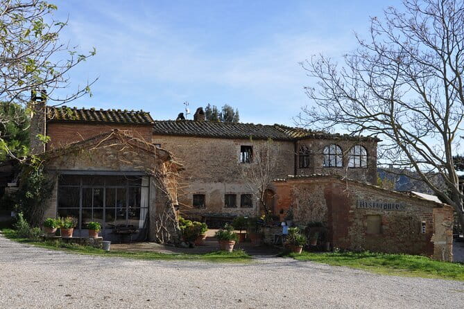 Exclusive Val d'Orcia Tour from Florence - A cinematic universe - Private driver from Florence: the real value is less stress