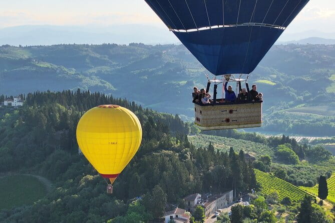 Experience the Magic of Tuscany from a Hot Air Balloon - Photo and Comfort Tips Inside the Balloon Basket